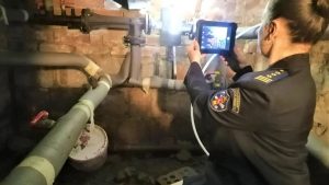 В Раменском продолжаются работы по подготовке домов к зиме