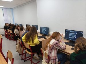 Раменским студентам рассказали об использовании нейросети в образовании