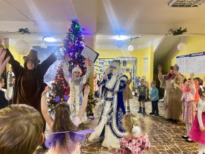 Новогодний праздник провели в ДК «Лель»