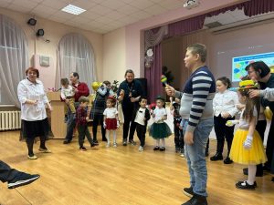 Праздник в честь Международного дня инвалидов провели в центре «Содействие»