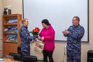 Росгвардейцы поблагодарили раменских журналистов за сотрудничество