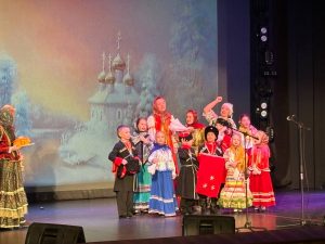 Рождественскую казачью елку провели сегодня в ДК им.Воровского