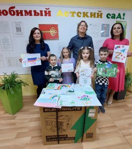 Подарок и открытки нашим защитникам отправили из детского сада №4