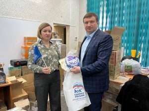 «Единая Россия» провела акцию «Тепло для героя»