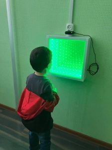 Реабилитация в сенсорной комнате доступна ребятам в Раменском