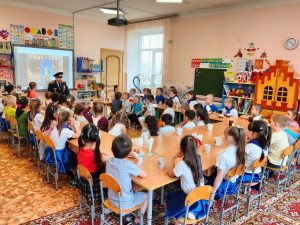 Патриотическое мероприятие провели сотрудники ДК «Лель»