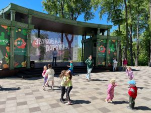 Раменский парк приглашает на молодежную дискотеку