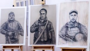 Выставка «Уголь земли русской» открылась в фойе ДК им.Воровского в Раменском