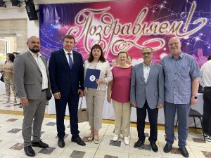 «Единая Россия» поздравила работников учреждений здравоохранения с профессиональным праздником — Днем медицинского работника