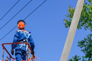 До конца года энергетики улучшат электроснабжение в семи поселках Раменского