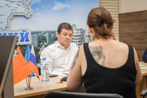 Врип главы Раменского округа Эдуард Малышев провел традиционный приём жителей округа 