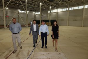 Работы по переоборудованию теннисных кортов проводят в отделении спортшколы «Раменское»