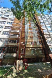 В Раменском продолжается масштабный капремонт дома на Красноармейской