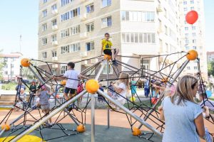 Новую детскую игровую площадку открыли в Раменском