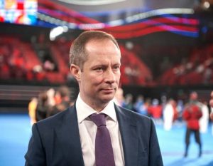 Роман Терюшков поздравил с Днём физкультурника