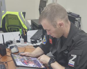 Денис Колчин исполнил гражданский долг, не покидая рабочего места