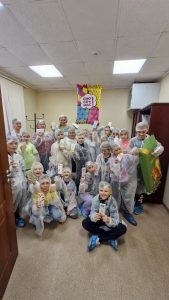 Учащиеся Быковской школы №15 посетили Малаховскую шоколадную фабрику «Волшебница».