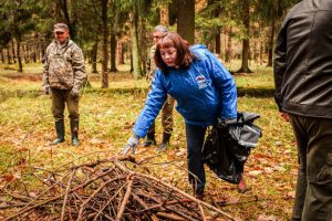 В Раменском городском округе единороссы провели завершающий этап ежегодной акции «Чистый лес»