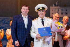 «Единая Россия» поздравила народный коллектив Театра оперетты Раменского ДК «Сатурн» с 65-летним юбилеем