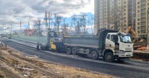 На путепроводе в районе платформы Быково завершили укладку асфальта