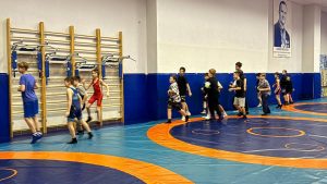 Члены и сторонники партии «Единая Россия» организовали открытую тренировку по самбо