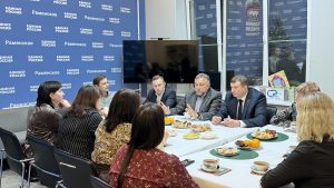 «Единая Россия» провела неформальную встречу с партактивом