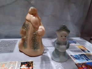 Экспозицию Раменского музея дополнила мини-выставка со старинными новогодними игрушками