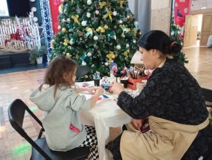 Мастерская деда Мороза открылась в Удельной