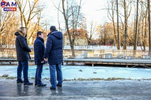 Эдуард Малышев поручил восстановить освещение на Чернавском пруду