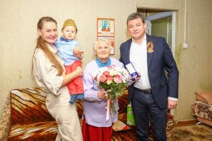 Раменское отделение партии «Единая Россия» поздравило ветеранов с 80-летием Великой Победы