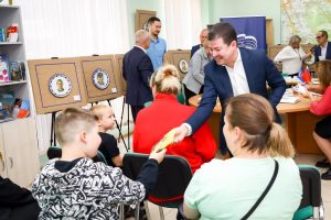 В рамках реализации федерального партийного проекта «Крепкая семья» «Единая Россия» провела круглый стол для многодетных семей