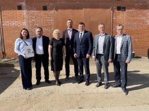 Единороссы посетили новое предприятие ООО «Тактические снайперские системы»