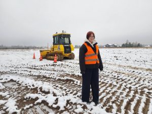Первокурсница Раменского техникума сражается за звание лучшего бульдозериста