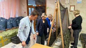 Депутат Раменского отделения партии «Единая Россия» Ирина Барыбина организовала отправку маскировочных сетей для бойцов СВО