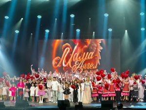 Раменский хор «Созвездие» выступил с российской эстрадной певицей Варварой в Москве