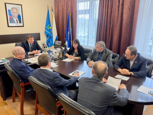 Депутат Олег Жолобов провёл беседу с депутатами Раменского отделения партии «Единая Россия»