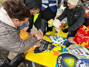 Сотрудники Госавтоинспекции и Рамавтодора приняли участие в благотворительной ярмарке