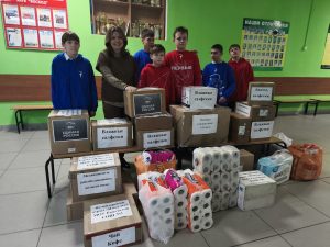 Депутат фракции «Единой России» Ольга Ромова организовала сбор гумпомощи совместно с раменскими школьниками