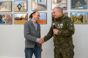 В Раменском ТИЦ открылась персональная выставка Егора Седова «Жизнь глазами корреспондента»