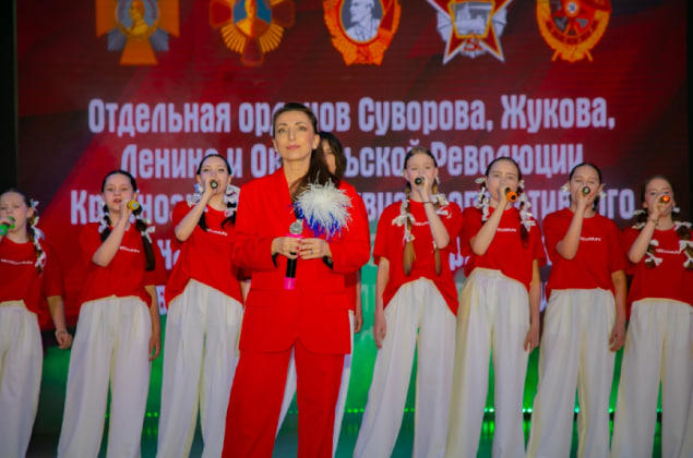 Вокальный коллектив «Матрёшки.ру» из Раменского округа показал своё мастерство на большой сцене