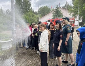 В Раменском округе огнеборцы Мособлпожспаса провели профилактическое мероприятие