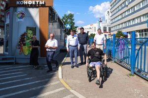 В Раменском округе прошёл мониторинг доступности городской среды для ветеранов СВО с ограниченными возможностями здоровья