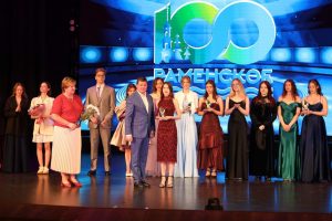 В Раменском прошла торжественная церемония чествования выпускников-медалистов