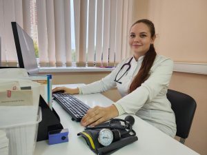 В поликлинике на Крымской приступила к работе новая врач-терапевт